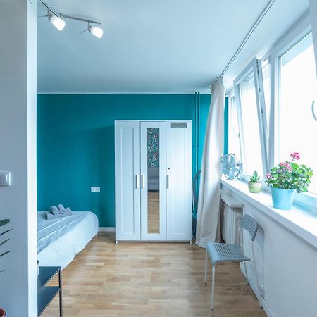 Green Studio In The City Center Of Wroclaw Ngoại thất bức ảnh